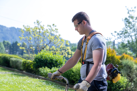 Chantier école jardin au Coga